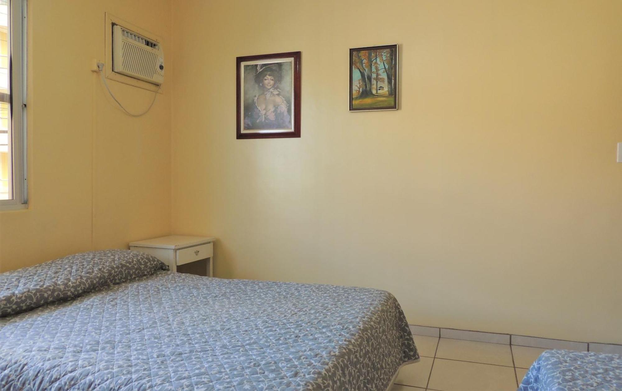Residencial Kelly Cristina Apartment Bombinhas Exterior photo