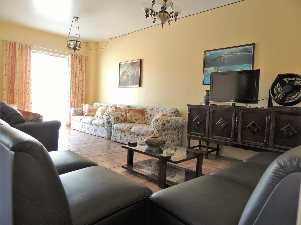 Residencial Kelly Cristina Apartment Bombinhas Exterior photo