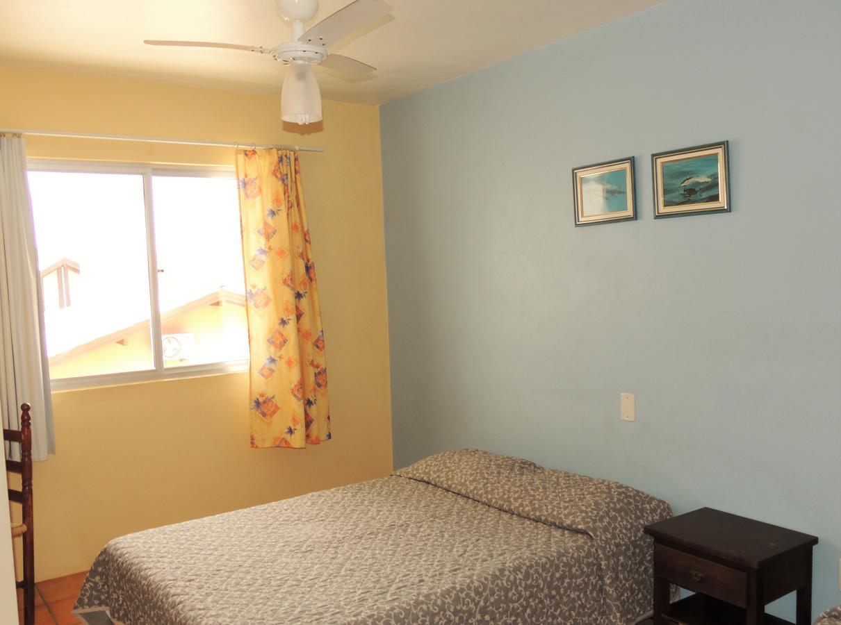 Residencial Kelly Cristina Apartment Bombinhas Exterior photo